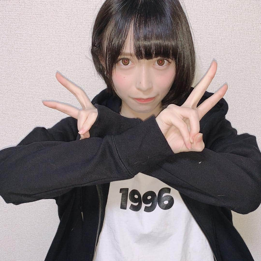 つぶらさんのインスタグラム写真 - (つぶらInstagram)「22歳になりやした」11月14日 17時47分 - tsubra_