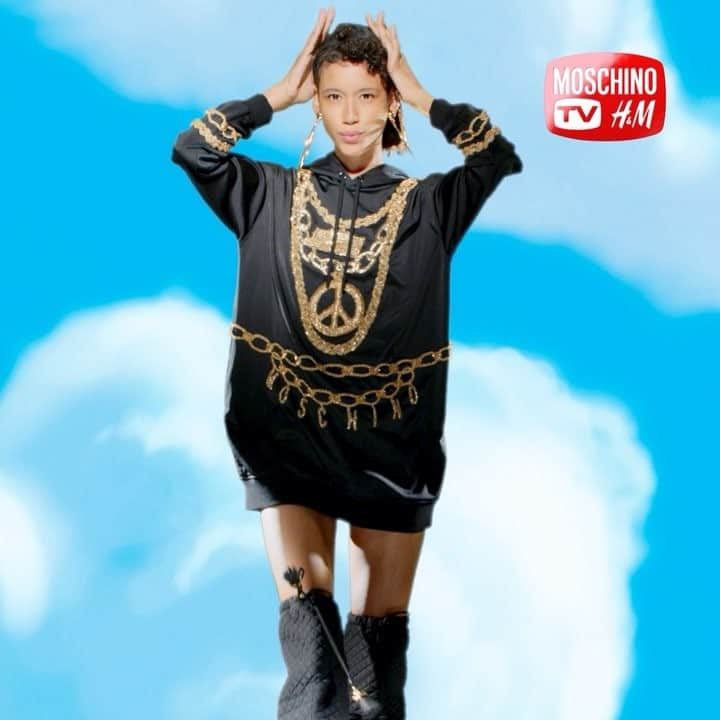 Jed Rootのインスタグラム：「Video collage by @portiswasp1 for @hm x @moschino collab! Director: @marcus_mam  Stylist: @carlynecerfdedudzeele  Model: @_dilone & @itsjeremyscott  #hmoschino  #hm  #moschino  #videocollage #jeremyscott」