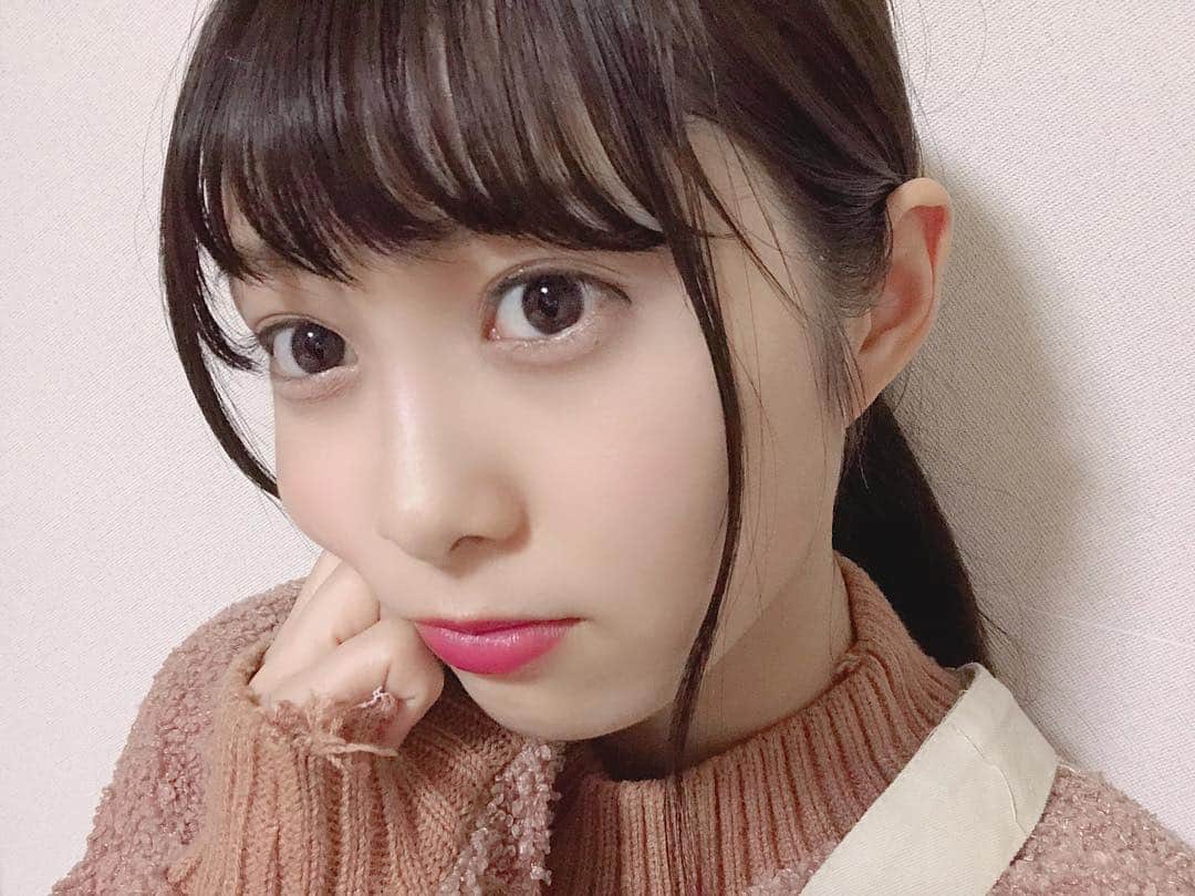 松川星さんのインスタグラム写真 - (松川星Instagram)「届いたの頼んでたサロペット！ そしてすごい手元がほつれてる😹 気にしない気にしない！笑」11月14日 23時24分 - akarin__rin