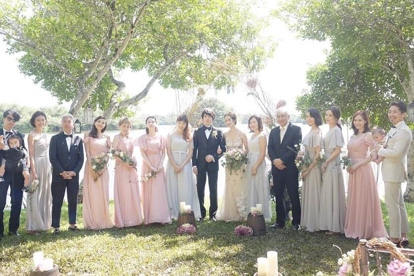 大釜ケリーさんのインスタグラム写真 - (大釜ケリーInstagram)「夢のような #wedding  #hawaii #happy #happiness #green #bridesmaids #dress #weddingdress #friend #family #love」11月15日 0時02分 - kellyogama