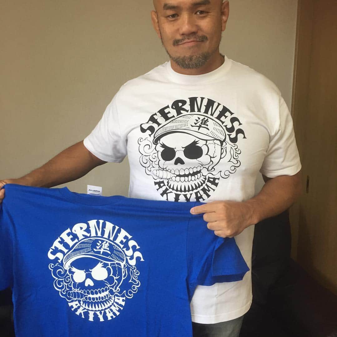 秋山準のインスタグラム：「NEW Tシャツ。」