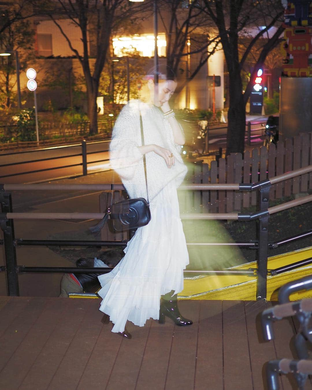 河北麻友子さんのインスタグラム写真 - (河北麻友子Instagram)「FASHION SWEATER: Jun Mikami SKIRT: Casa Fline BOOTS: hulis for IRUKA BAG: Gucci #FASHION #OOTD #麻友コーデ #MayuPics #麻友ぴく」11月15日 21時18分 - mayukokawakitaofficial