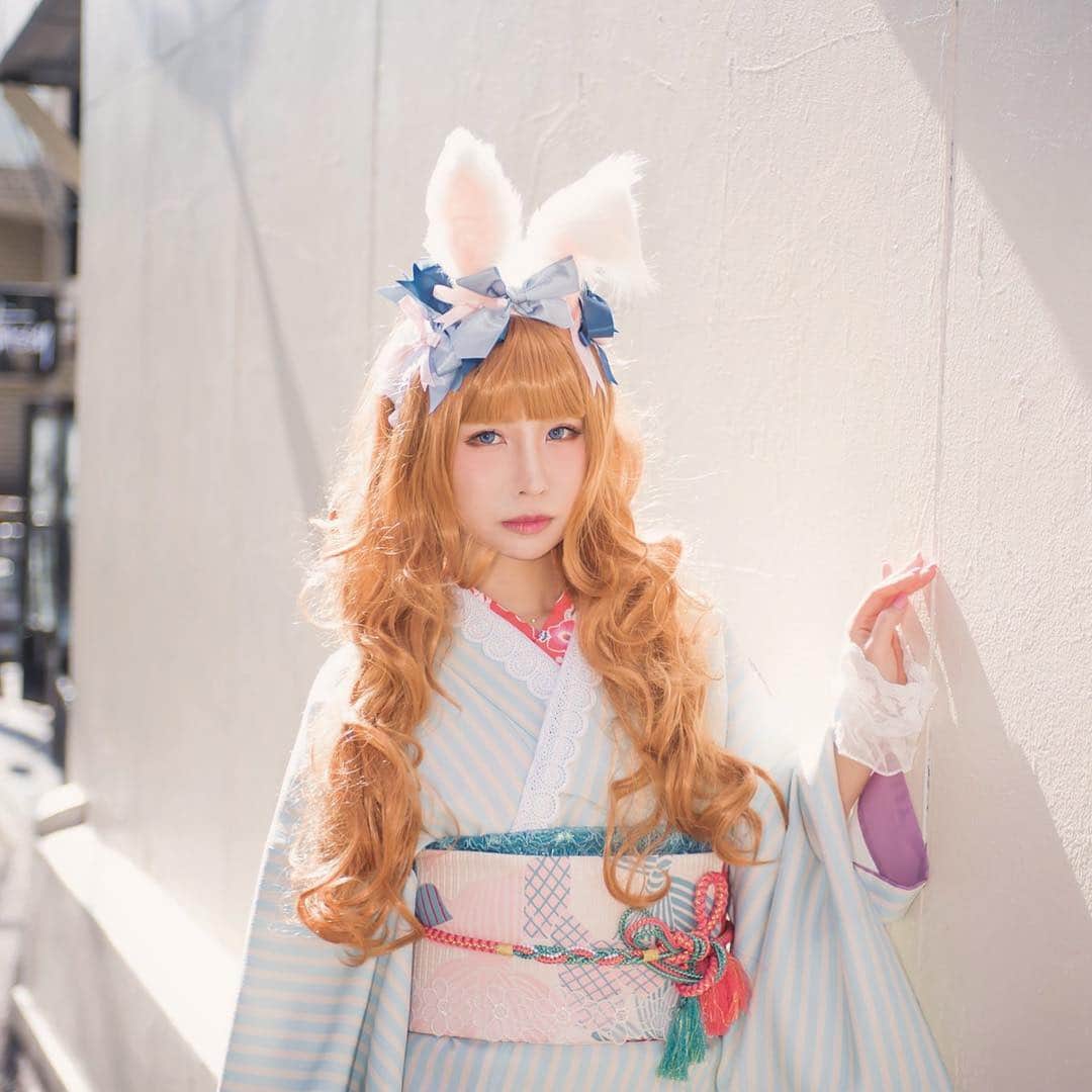 しらほしなつみさんのインスタグラム写真 - (しらほしなつみInstagram)「❤︎ 今日は着物の日なんだって！ だからお気に入りのロリータ着物の写真アップ❤️ ・ #着物の日 #着物 #kimono #kimonostyle #ロリータ #lolita #lolitafashion #ロリータファッション #model #原宿 #harajuku #撮影 #コスプレイヤー #cosplayer #japan #japanesegirl #うさ耳 #うさ耳カチューシャ #ウィッグ #カラコン #instagood #instalike #follow #followme #フォローミー #ファインダー越しの私の世界」11月15日 21時48分 - shirahoshi.natsumi
