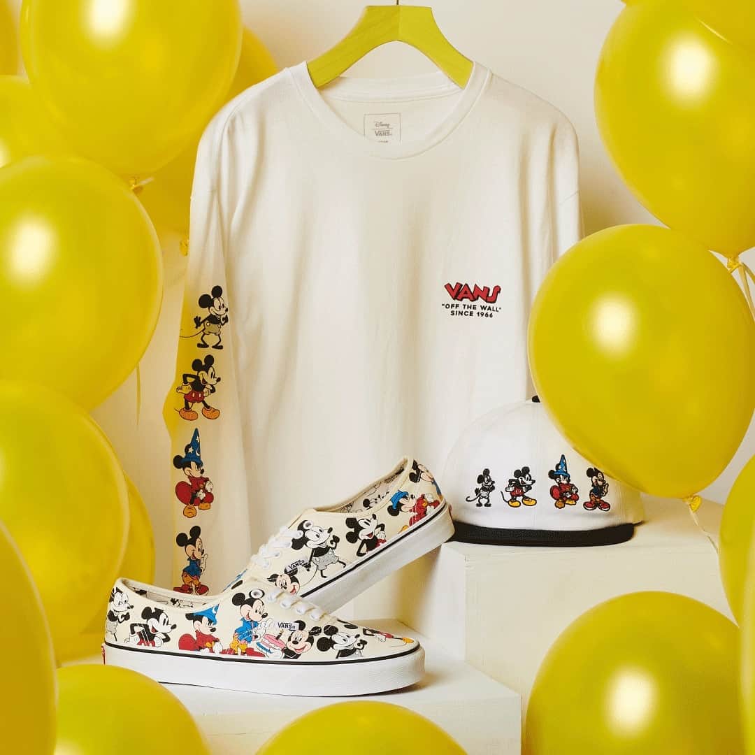 のインスタグラム：「11/16(FRI)RELESE VANS×DISNEY"MICKY MOUSE 90TH"  世界で最も有名で最も愛されているキャラクターであるミッキーマウスの生誕90周年を記念したカプセルコレクションがリリース。  販売店舗 ABC-MART GS銀座店 ABC-MART GS原宿店 ABC-MART 渋谷神南店 ABC- MART NETMART ※ABC-MART NET-MART発売開始予定時間10:00 ※各店舗営業開始時間発売予定」