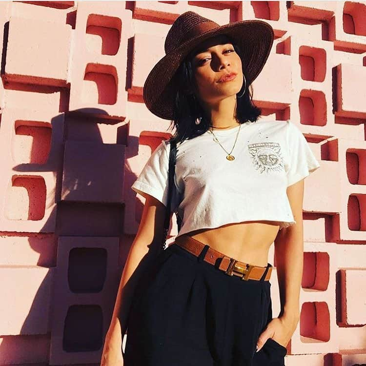 トランクショーさんのインスタグラム写真 - (トランクショーInstagram)「We ❤️ @vanessahudgens in our Sublime x Trunk Ltd tee! ✨ Shop Link in bio☝️✨ #sublime #trunkltd #vanessahudgens」11月15日 15時51分 - trunkltd