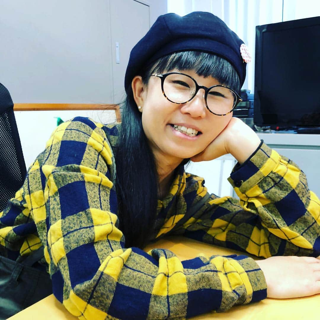 大宮エリーさんのインスタグラム写真 - (大宮エリーInstagram)「りらーっくす！ #fm802 #土井コマキ #11月25日イベント #六甲ミーツアート芸術散歩2018」11月15日 16時24分 - ellie_omiya