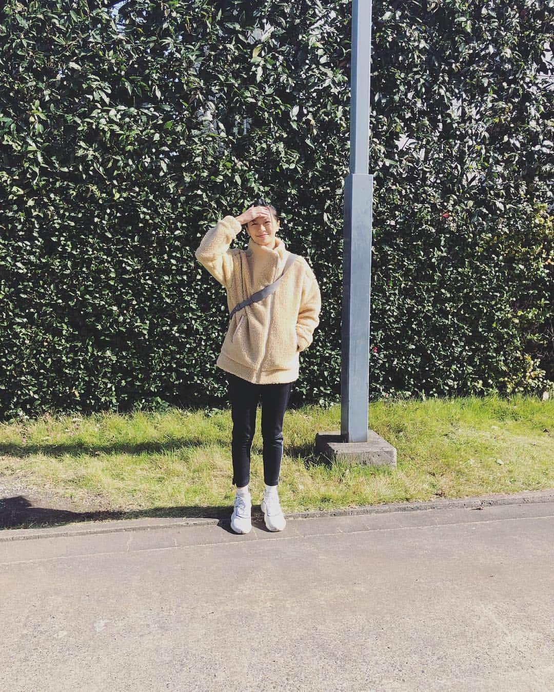 のインスタグラム：「@tods のバッグ以外は @adidastokyo ♡なんてカワイイ♡天気いい♡#adidasWoman」