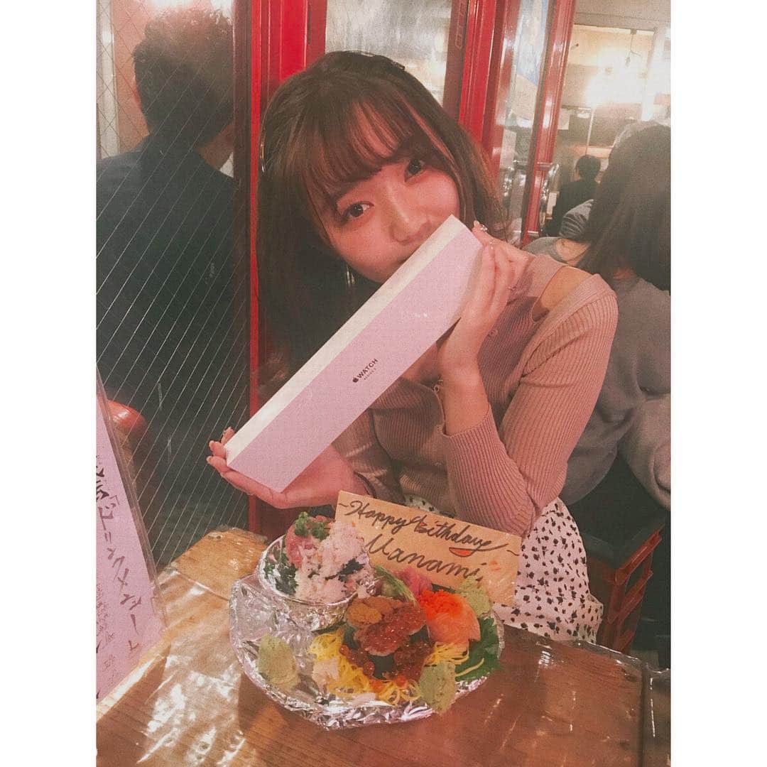 江野沢愛美さんのインスタグラム写真 - (江野沢愛美Instagram)「先日マネージャーさんに祝ってもらいました☺︎☺︎ ケーキはあまり食べないので、大好きなお寿司で。笑 かしこまったレストランも未だ苦手なので お魚が美味しすぎる居酒屋で。笑 めちゃくちゃ食べた。 いつもありがとうございます🙏😌」11月16日 13時27分 - enosawa_manami