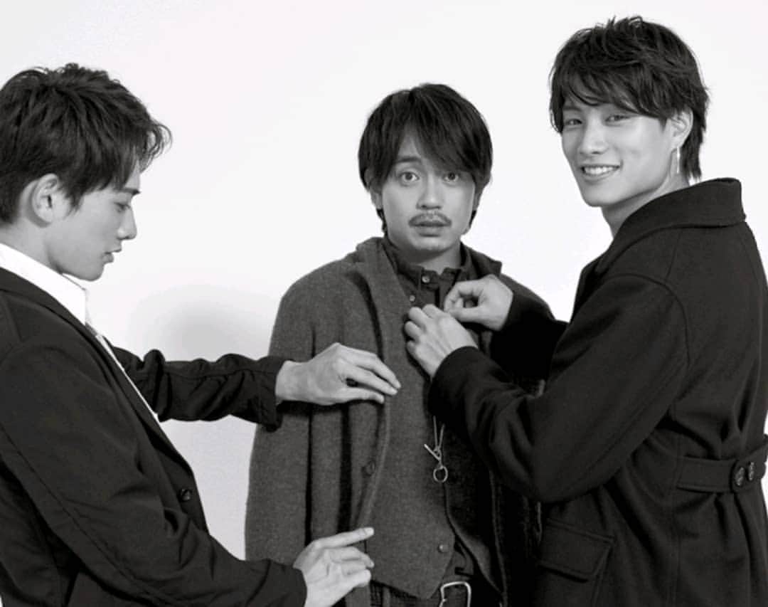 EX NEWSのインスタグラム：「11/16発売「JELLY」01月号 #青柳翔 × #鈴木伸之 × #町田啓太 #劇団EXILE 📖 https://t.co/pqoAMnlibF」