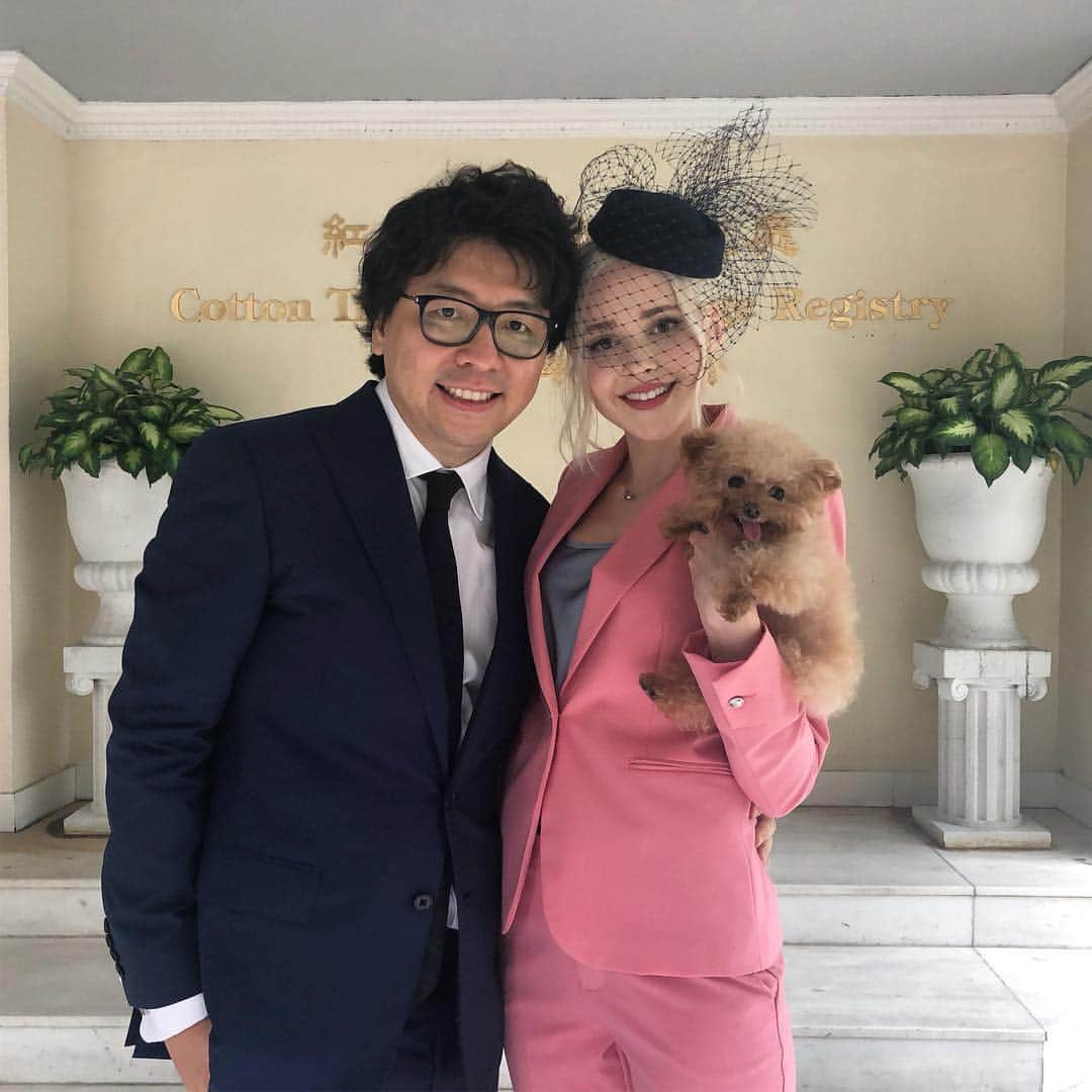 ロージーのインスタグラム：「🤵👰🐶」