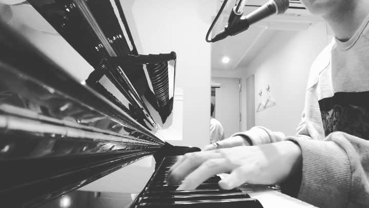 のインスタグラム：「まあ弾くよね。 Bohemian Rhapsody/QUEEN  #bohemianrhapsody」