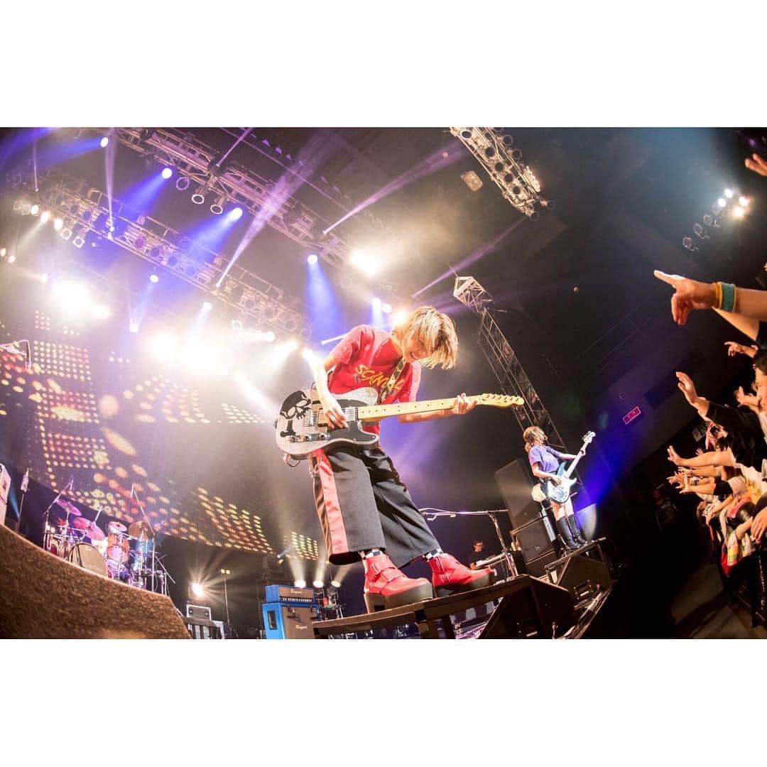 SCANDALさんのインスタグラム写真 - (SCANDALInstagram)「SCANDAL TOUR 2018 "感謝祭" at Zepp Sapporo. photo by @takeshiyao  #scandal #感謝祭」11月16日 23時01分 - scandal_band_official