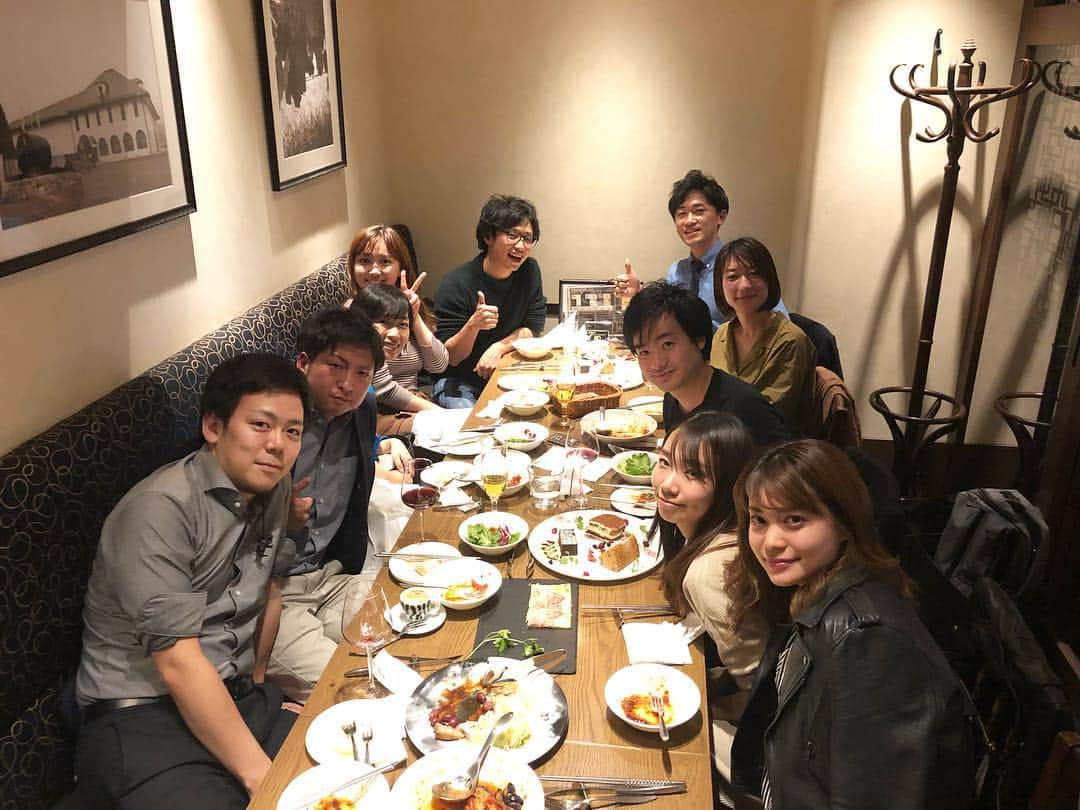 沖玲奈さんのインスタグラム写真 - (沖玲奈Instagram)「ここ最近の📸インターン飲みだったり同僚ますちゃんのお祝い、前職の佐古さんチーム同窓会的な飲みなど🍺💓 結構フラフラになりながら行くけど皆と話すと元気出るな🌺笑 インターンとかもう何年前だって感じだけど、定期的に集まれてるのが嬉しい😂✨ ほぼ皆関西弁だから一瞬ここどこだっけ、って感覚になるけど当時は私が大阪まで行ったんだった笑 みんなライフステージが変わりながらもそれぞれの分野で超活躍してて凄いなぁと改めて✨来れなかったメンバーともまた集まれたらいいな😍あや、いつも召集ありがとう〜🙆‍♀️✨」11月16日 23時55分 - reinaoki2508