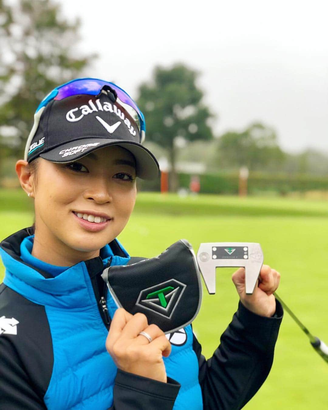 キャロウェイゴルフ（Callaway Golf）さんのインスタグラム写真 - (キャロウェイゴルフ（Callaway Golf）Instagram)「多くのプロがテストを始めていると噂のODYSSEY TOULON！いち早く先日の伊藤園レディスゴルフトーナメントから柏原明日架プロは実戦投入を始めています！ @asuka_____official #ODYSSEY #ODYSSEYTOULON #1putteringolf #パター #Putter #ノンインサートパター#golf #ゴルフ #12月14日発売予定」11月17日 11時24分 - callawaygolf_japan