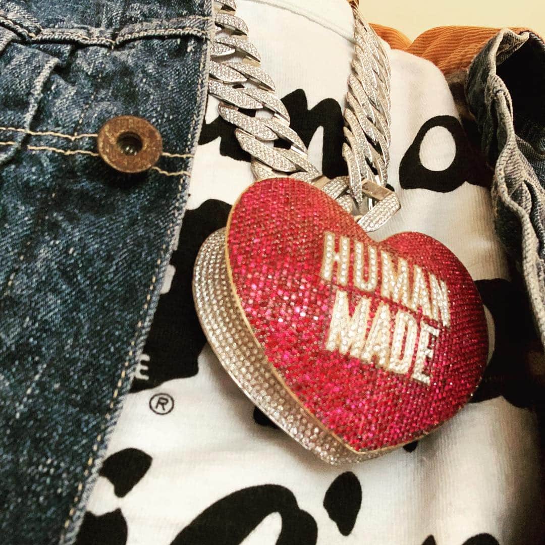 のインスタグラム：「🆕💎🖤⇄❤️彡 by Jacob & Co.」