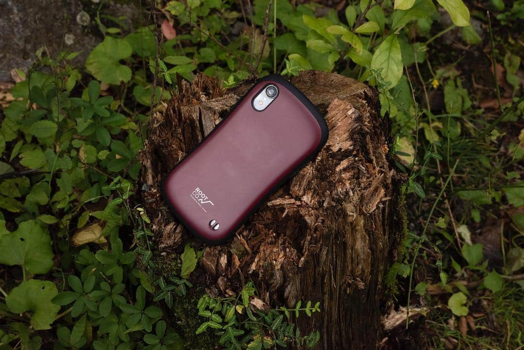 ROOT CO. Designed in HAKONE.さんのインスタグラム写真 - (ROOT CO. Designed in HAKONE.Instagram)「. 【Shock Resist Case (ROOT CO. × iFace Model)】 ・ #root_co #rootco #shockresistcasepro #milspec #iface #collaborationmodel #outdoor #outdoors #outdoorphotography #outdoorbrand #outdoorgear #outdoorlife #camp #camping #camper #campgear #camplife #lifestyle #iphonecase #ミルスペック #アイフェイス #アウトドア #アウトドアブランド #アウトドアギア #アウトドアライフ #キャンプ #キャンプギア #キャンプライフ #ライフスタイル #iphoneケース」11月17日 13時12分 - root_co_official