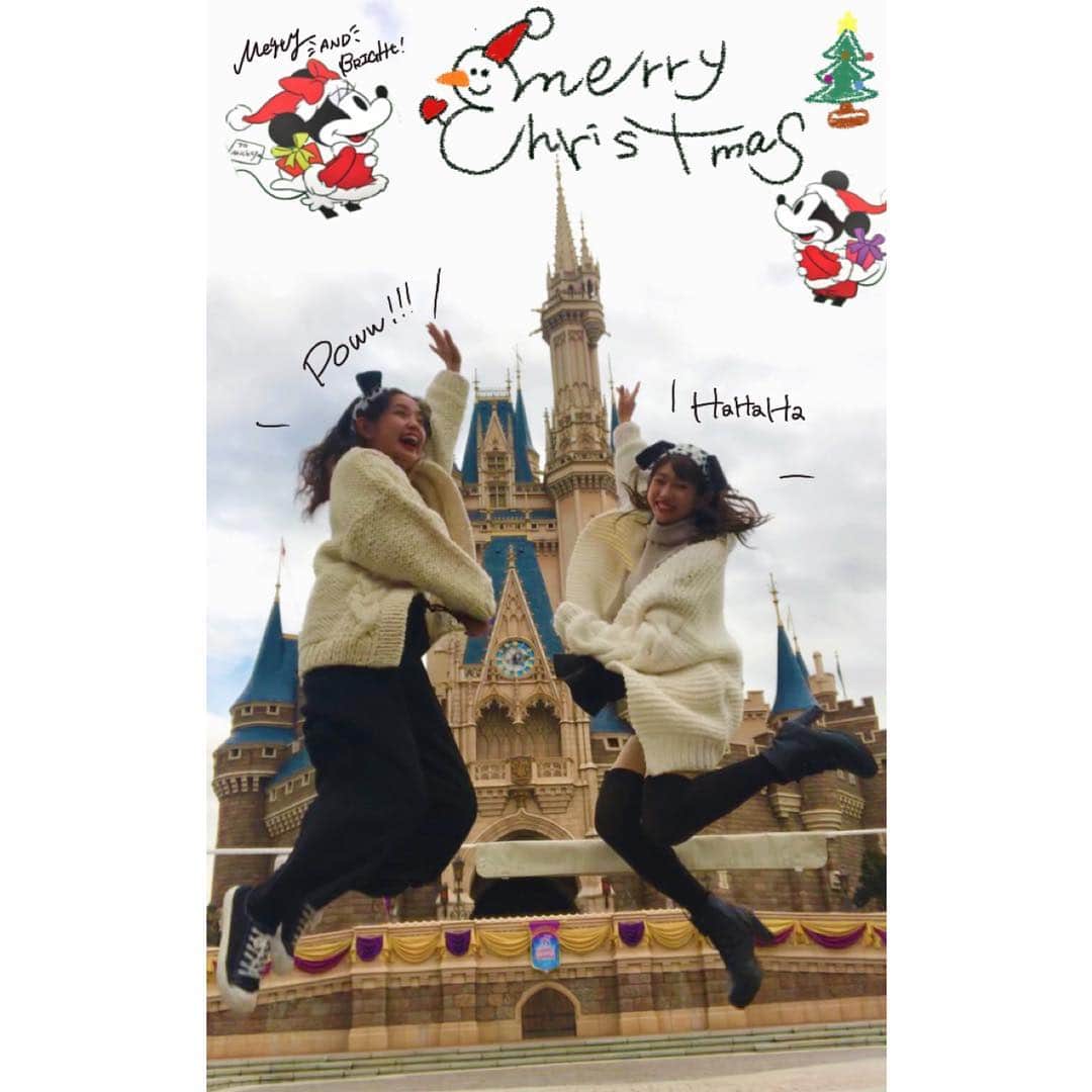 堀江聖夏さんのインスタグラム写真 - (堀江聖夏Instagram)「・・・Disney land Christmas 🎄 ・ ・ (@_____.m.a.i._____ )と #Disneyland に 行ってきました〜💓 ディズニークリスマスも はじまっててすごく楽しかった🎅♡ Celebrate! Tokyo Disneylandの ショー綺麗だったな〜満喫◎ ・ ・ 明日は#ミッキー のお誕生日🎂 ・ ・ #東京ディズニーランド #ディズニーランド #Disneyland #Disney #ミッキー誕生日」11月17日 14時10分 - mina_horie