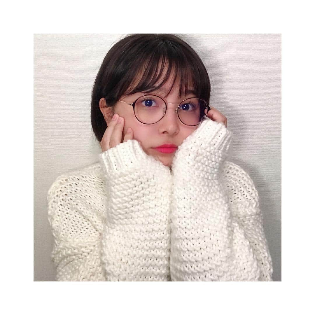 寺本莉緒さんのインスタグラム写真 - (寺本莉緒Instagram)「❄️ . . 眼鏡ちゃん。 . . #ショートボブ  #眼鏡女子」11月17日 21時15分 - lespros_rio