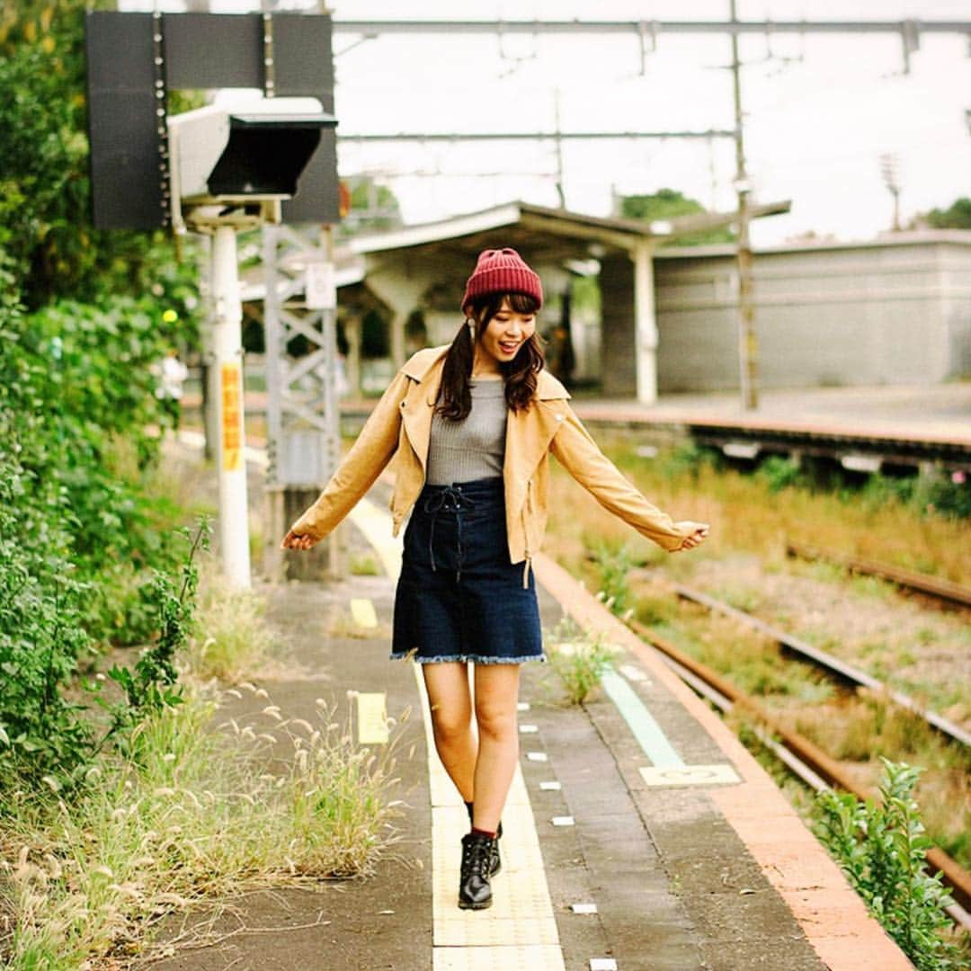 佐野来実さんのインスタグラム写真 - (佐野来実Instagram)「田舎の駅です🚉 田舎でのんびりしたい〜🌱」11月17日 15時58分 - misstodai201802