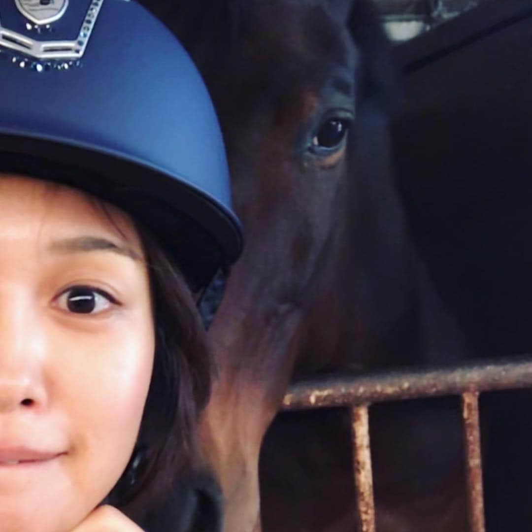 秋吉織栄（宮内かれん）のインスタグラム