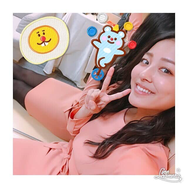 長沢美月さんのインスタグラム写真 - (長沢美月Instagram)「ズムサタの衣装投票は、こちらになりました👗 サーモンピンクのワンピース😊 #ズムサタ #衣装 #衣装投票 #詳しくはブログで」11月17日 18時17分 - _mizuki_0212