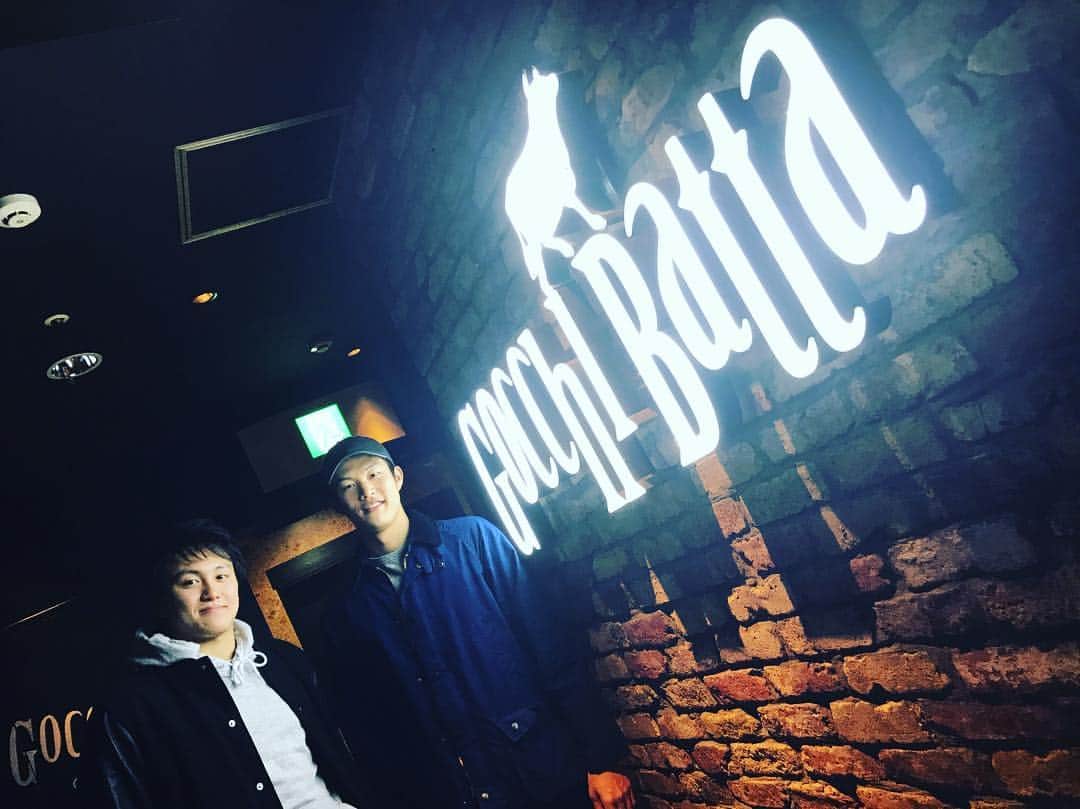 竹内智哉のインスタグラム：「部屋長になって初めての部屋会 もう部屋長の立場になってしまったのかと時の流れの速さを感じる… #churrasco  #部屋会」