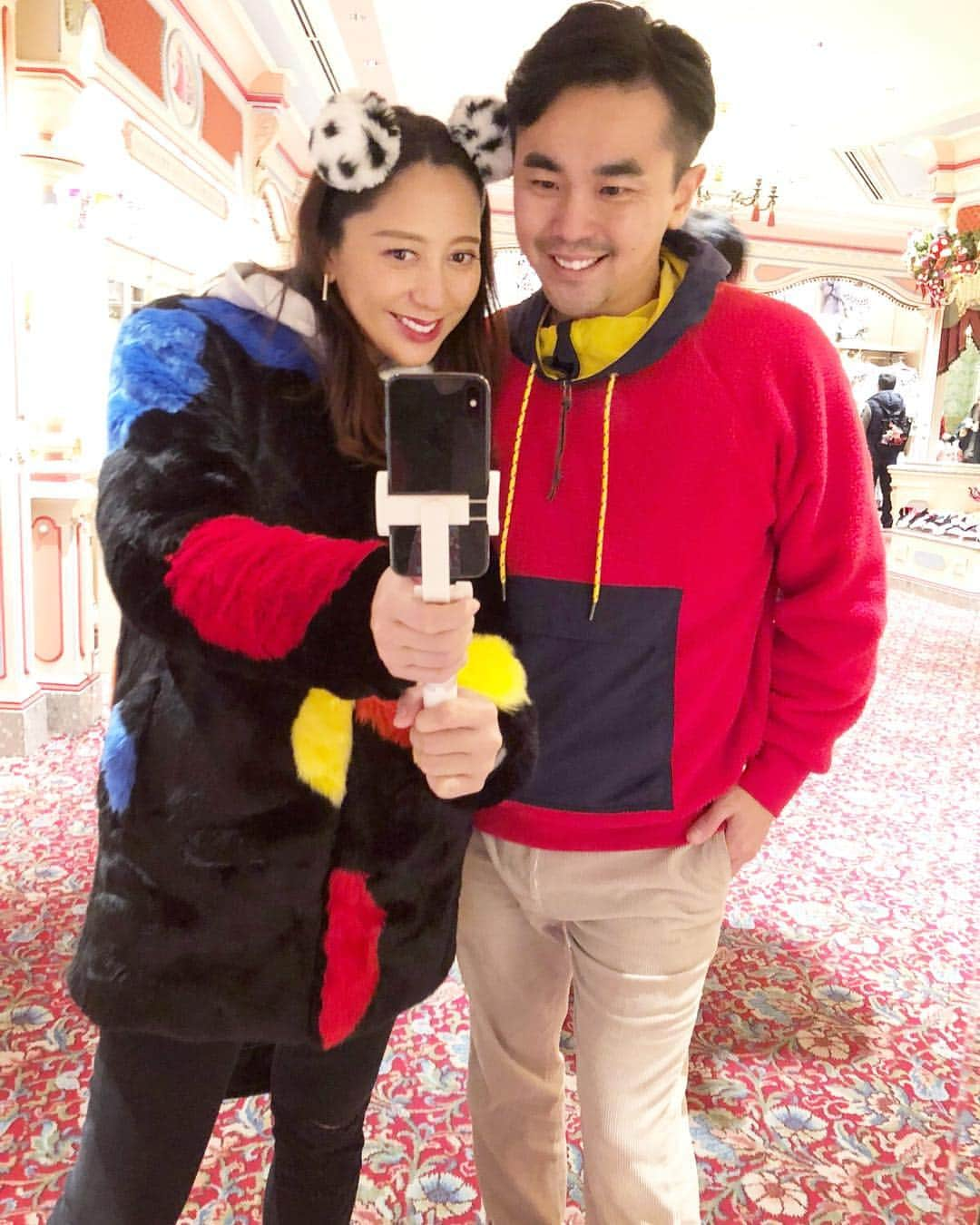 小川ひとみさんのインスタグラム写真 - (小川ひとみInstagram)「Disneyland❤️ 3時間滞在でしたが、 充分楽しめました💓🎄💓 もうすっかり寒くなったので、 皆様もあたたかくしてお過ごしください💕💋 #disneyland #love #date #tokyo #ディズニーランド」11月17日 22時00分 - hitomy220