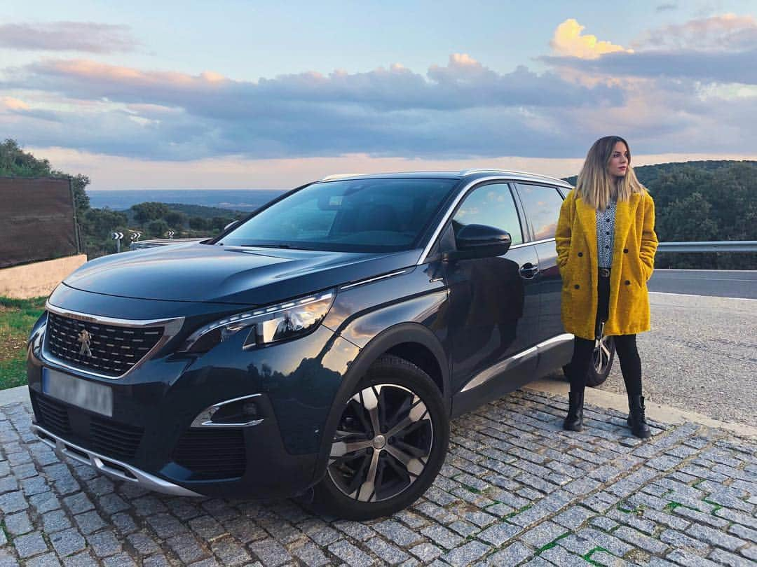 エドゥルネさんのインスタグラム写真 - (エドゥルネInstagram)「Hacia nuevos horizontes!!💥✨🚙 #LoMejorEstaPorLlegar #FeelingGood @peugeotes」11月17日 23時10分 - edurnity