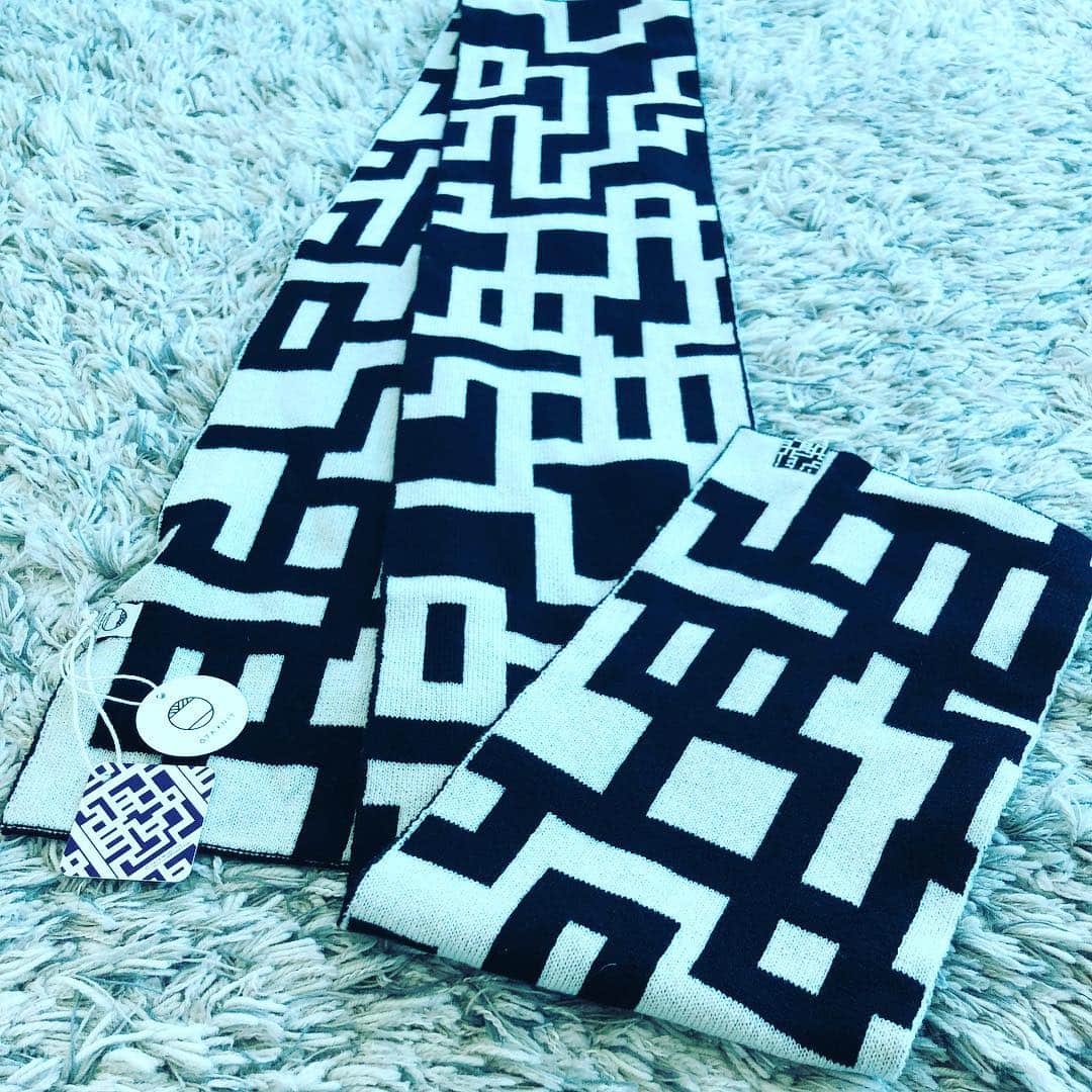 布袋寅泰 G柄 ファインウールマフラー 新品未開封 布袋寅泰 G柄 ファインウールマフラー 新品未開封