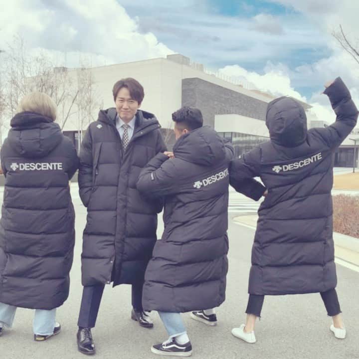 ヨン・ジョンフンのインスタグラム：「이제 겨울!! 진유팀 치유기~」