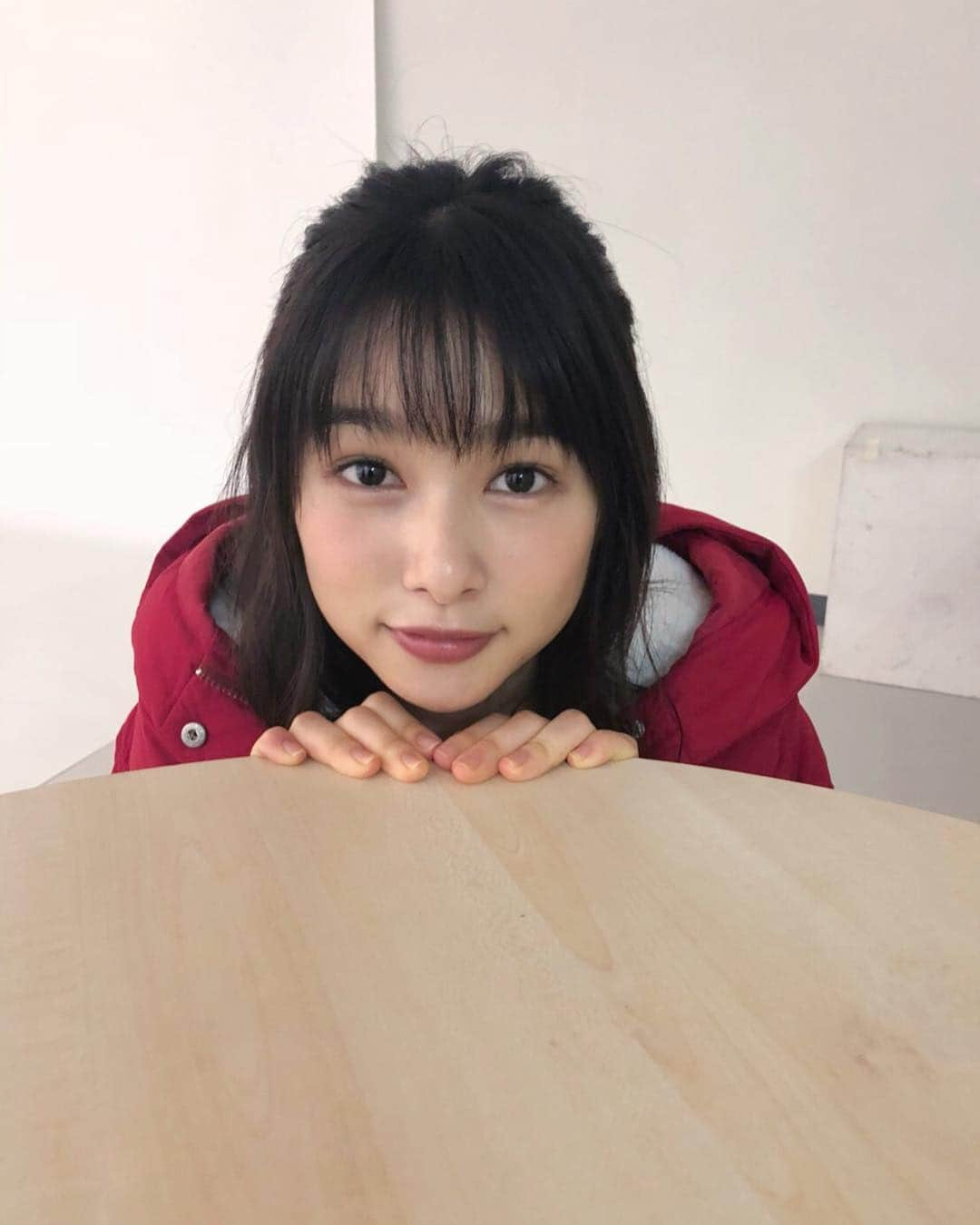 桜井日奈子さんのインスタグラム写真 - (桜井日奈子Instagram)「このあと19時から、NHK BS1「東京オリパラ団」放送です🙋  今回のゲストはスケートボード、池田大亮選手です！ 18歳という若さで世界で大活躍中の選手です！  スケートボードとか、BMXは東京2020で新種目になった注目度マックスの競技ですよね  でも実は、BMXの聖地が岡山だってこと、知らない人多いんじゃないですかね、  私も、恥ずかしながら知りませんでした🙅  今回も、みていただけるとオリパラにもっと興味が湧くこと間違いなしです！  ぜひみてください！🙇♡ #東京オリパラ団  #ういらぶ 観てくださった皆様ありがとうございます！ #ういらぶ観た」11月18日 17時48分 - sakurai.hinako_official