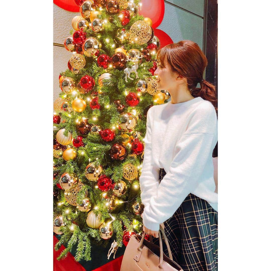 山本里菜さんのインスタグラム写真 - (山本里菜Instagram)「街はイルミネーションがキレイになってきましたね🎄 母に 買い物に付き合ってもらいました(*´-`)歩き回らせてごめんね🙇‍♀️ 明日からまた1週間、頑張りましょっ(^O^)！！！ #イルミネーション #クリスマスツリー #買い物」11月18日 18時19分 - rinayamamoto_0622