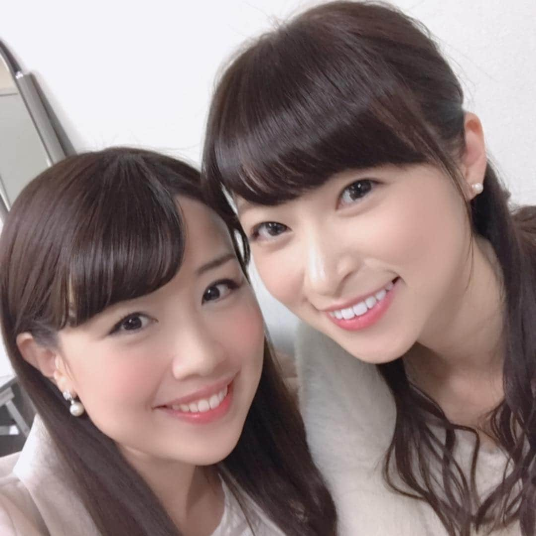 道岡桃子さんのインスタグラム写真 - (道岡桃子Instagram)「テレビドラマの撮影でした❤️ . 今日はホリプロアナウンス室のみんなと一緒😊オンエアは来年になりそうです✨✨ . 沖縄の大橋未歩アナ！？と呼び声高い、元 琉球朝日放送 川村美保アナ @miho0308kawamura が今日からインスタを始めたそうなのでよろしくお願いします🙏🙏（美保アナはモノマネが得意、今年ホリプロに入りました） . しかし、とんでもなく面白いドラマになりそうです‼️‼️本物の女子アナがたくさん登場するかも⁉️❤️ . お芝居たのしかった‼️😆 一応、演劇科出身ですww🙏🙏 . #ドラマ #撮影 #ホリプロ #お芝居 #演技 #お笑い #アナウンサー#演劇科 #テレビドラマ #テレビ #地方局 #局アナ #女子アナ #アナウンサー衣装 #ニュースキャスター #インスタ初心者 #horipro #instagood #japanesegirl #japan #tv #drama #instagram #followforfollowback #announcer」11月18日 18時41分 - momoko_ana