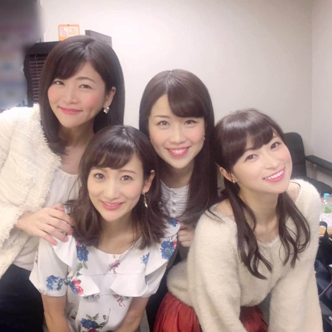 のインスタグラム：「テレビドラマの撮影でした❤️ . 今日はホリプロアナウンス室のみんなと一緒😊オンエアは来年になりそうです✨✨ . 沖縄の大橋未歩アナ！？と呼び声高い、元 琉球朝日放送 川村美保アナ @miho0308kawamura が今日からインスタを始めたそうなのでよろしくお願いします🙏🙏（美保アナはモノマネが得意、今年ホリプロに入りました） . しかし、とんでもなく面白いドラマになりそうです‼️‼️本物の女子アナがたくさん登場するかも⁉️❤️ . お芝居たのしかった‼️😆 一応、演劇科出身ですww🙏🙏 . #ドラマ #撮影 #ホリプロ #お芝居 #演技 #お笑い #アナウンサー#演劇科 #テレビドラマ #テレビ #地方局 #局アナ #女子アナ #アナウンサー衣装 #ニュースキャスター #インスタ初心者 #horipro #instagood #japanesegirl #japan #tv #drama #instagram #followforfollowback #announcer」