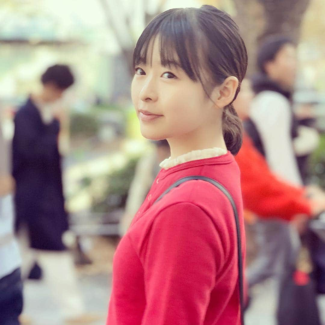 森七菜さんのインスタグラム写真 - (森七菜Instagram)「表参道はおしゃれでオトナな街すぎてビックリだそうです☺️ #表参道 #仕事終わりに街ブラ #表参道来るの初めてじゃないはずだけどね #オトナな街 #それにしても最近のスマホ…#写真がすごい #後ろのボケ具合！#もりなな #森七菜」11月18日 19時47分 - morinana_official