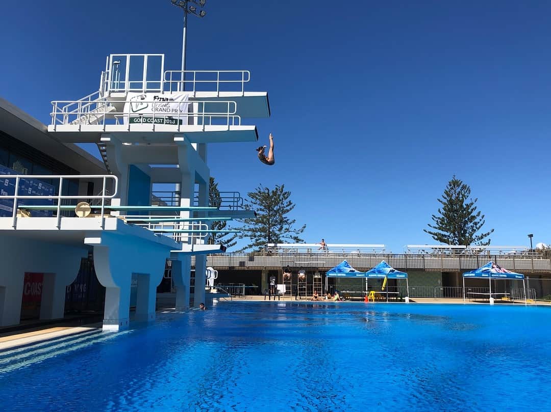 のインスタグラム：「Gold coast GP is over. ・ 高飛び一本に絞って、苦手だった外プールでの環境を誰よりも楽しめたかもって思えた試合でした！ ・ 結果は２位🥈でした。来週は１位🥇とります。 ・ この１週間でとんでもないことが起こりすぎてびっくりが止まらんかったけど、ここで学んだこと忘れずに、もっと強くなっていろんなことを経験できるように頑張ろって思いました。 ・ 去年のこの試合から考えたら成長出来たかなって思えました！ ・ Can't wait to see you guys next time!! ・ Next >> Singapore 🇸🇬 ・ ・ #goldcoast #grandprix #2018 #next #singapore #grandprix」