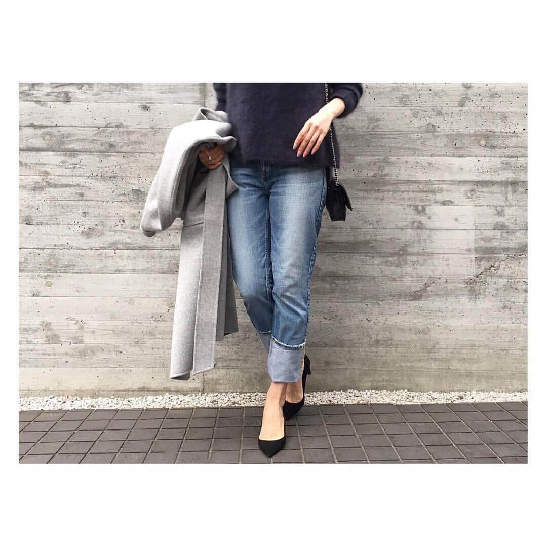 のインスタグラム：「Repost from @anri_harimoto  ____________________________________ ﻿﻿ ____________________________________  THE ELENA / 187239-CLS col. CLEAR SKY ﻿  ____________________________________  ____________________________________ . . #repost #リポスト @anri_harimoto  @upperhights  #upperhights #denim #jeans #アッパーハイツ #デニム #ストレートデニム  #ロールアップ #デニムコーデ #174cm #theelena  @acnestudios  #acnestudios  #chanel  #intheknowgl」