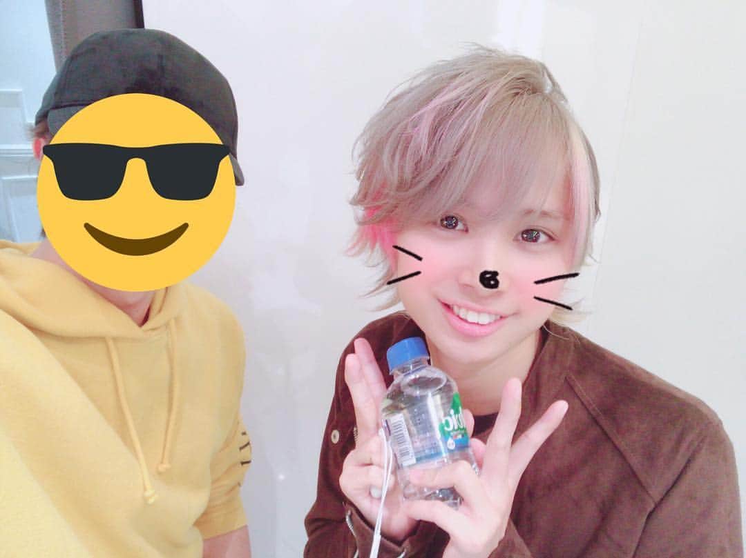 のインスタグラム：「🤪」
