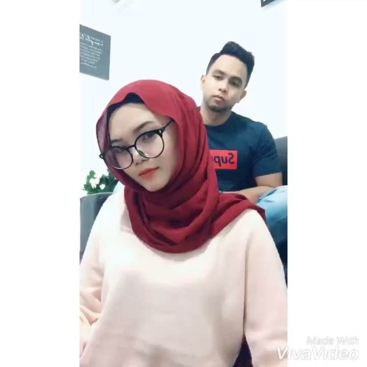 PSYのインスタグラム：「Hahaha @nz.wana yang pengaruhkan saya main tiktok ni yer 🤣 #tiktok #tiktokchallenge #tiktokmalaysia #tiktokmusically #tiktokviral #tiktoksexy #tiktokid @tiktok @tiktok.malaysia」
