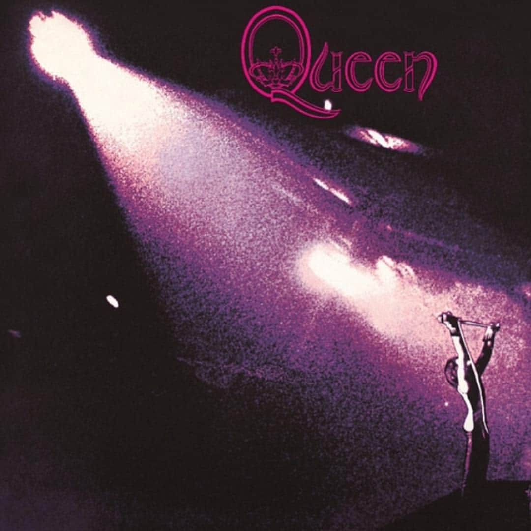 チェ・リのインスタグラム：「보헤미안랩소디#QUEEN#에오🕺🏻」