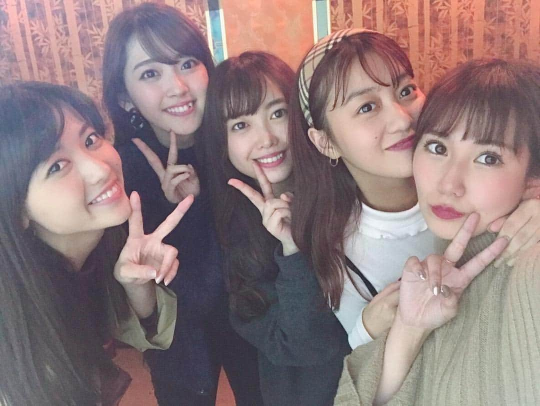 萩原舞さんのインスタグラム写真 - (萩原舞Instagram)「アイシテイマス❤︎ #❤️💙💗💚💛 #c_ute」11月19日 23時59分 - mai_hagiwara_22462