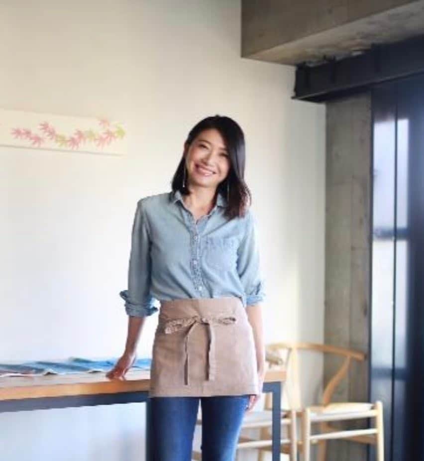 市橋有里のインスタグラム：「おはようございます！本日からお料理連載スタートです！今週はカラダを温める"温活"メニュー🍴現役の時から続けているお料理がこうして形になると嬉しいな😊ぜひご覧下さい✨ ・ https://diet.news-postseven.com/28452 ・ プロフィールのところからも見られます☝︎ ・ #温活 #dietpospseven #cooking #お料理連載  始まりましたよ〜😊 #小料理屋あり  #麻布十番jin #jinさんありがとうございました @momoline_s ありがとう💛」