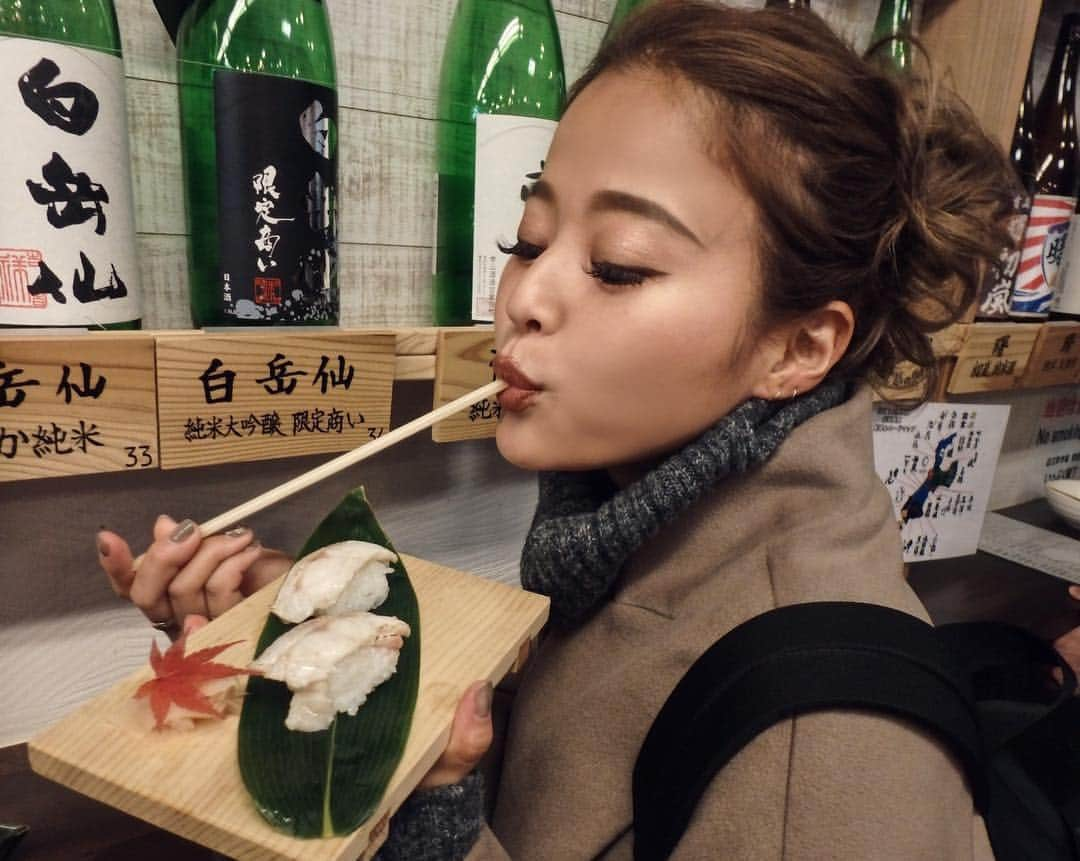 佐野真依子さんのインスタグラム写真 - (佐野真依子Instagram)「🍁と🐟と🍶好きには たまらない金沢旅行🚄」11月20日 11時20分 - sanomaisanomai