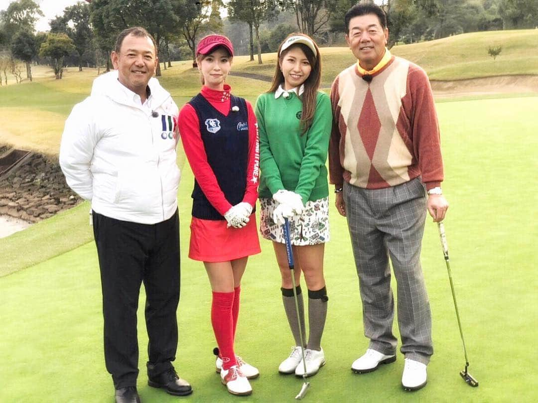 武田奈津美さんのインスタグラム写真 - (武田奈津美Instagram)「・ Hitachi 3Tours Championship 2018⛳️ 出場選手も決まり、更に盛り上がってきましたね☺️✨ ・ そんな大会の見どころをお伝えする事前特番が ゴルフネットワークにて放送されます👏🏻✨ ・ タケ小山さんや室田淳さんなど豪華メンバーの解説で 大会を見に行きたくなること間違いなし☺️✨ 美穂ちゃんSABUちゃんと各チームの魅せどころも ご紹介します💙💚❤️ぜひご覧ください😘 ・ ———— ✔︎Hitachi 3Tours Championship 2018⛳️ 開幕直前SP〜悠々自適の「タケさんぽ」で巡る激戦の 舞台！大会の見どころを見つけちゃおう！！〜 12/1(土)15:00〜16:00 12/2(日)8:00〜9:00 再放送 12/5(水)23:00〜24:00 再放送 12/6(木)19:30〜20:30 再放送 12/7(金)22:00〜23:00 再放送 12/8(土)13:00〜14:00 再放送 ———— ✔︎Hitachi 3Tours Championship 2018⛳️ 男子vs女子vsシニア 日本唯一のツアー対抗戦 12/9(日)グリッサンドゴルフクラブ(千葉県成田市) ———— ・ #日立3ツアーズ2018 #hitachi3tours2018  #hitachi3tours #hitachi #日立3ツアーズ #jgto #pga #lpga #公式サポーター #グリッサンドゴルフクラブ #ゴルフ #ゴルフ女子 #武田奈津美 #golf #golfgirl #natsumigolf #キャロウェイ #callaway #ジャックバニー #jackbunny #tokyo #japan #💙💚❤️」11月20日 11時35分 - _natsumitakeda_