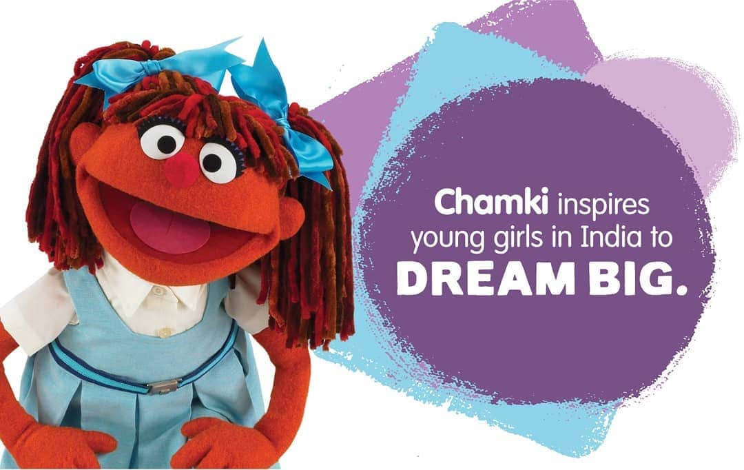 セサミストリートさんのインスタグラム写真 - (セサミストリートInstagram)「「チャムキはインドにいる女の子たちに夢をあたえるの」 今日は、#世界子供の日。 大きな夢を描いている子どもたちみんなをお祝いする日だよ！ #セサミストリート」11月20日 12時33分 - sesamestreetjapan