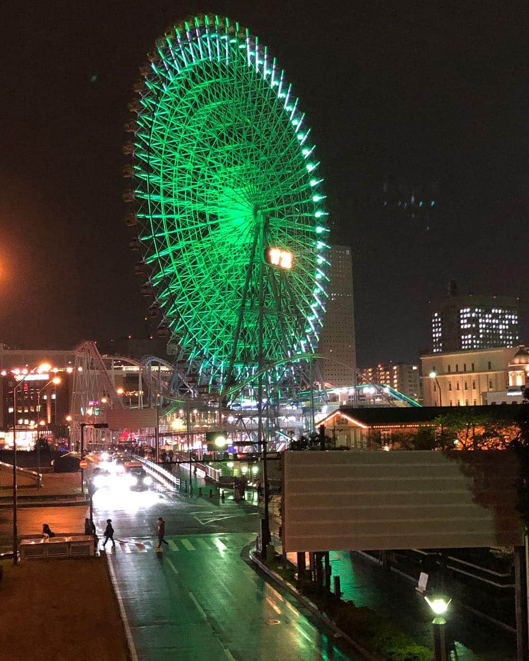 荒生暁子さんのインスタグラム写真 - (荒生暁子Instagram)「急きょ横浜&東京遠征。 貴重な掘出し物を引き取りに♪ #横浜#奇跡の出会い」11月20日 23時59分 - akikoarao0904