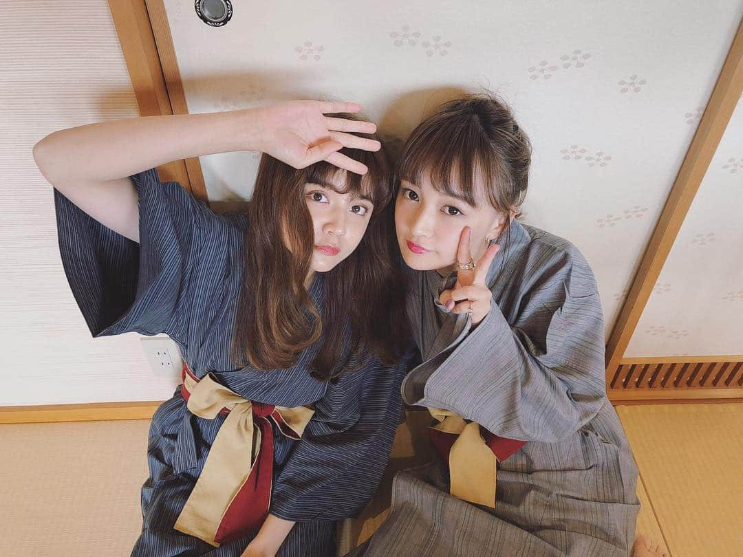 村田倫子さんのインスタグラム写真 - (村田倫子Instagram)「はんなり部屋浴衣👘 まいちゃまと広島の福山市へ女子旅したのです！ 美味しいものを食べたり 情緒あふれる街並みをお散したり 海ではしゃいだり ああぁ、たのしかったなあ、、、。 その様子がムービーにぎゅっとつまって 公開されてるので ぜひみてください☺︎♡ ☞ https://tokyo.cawaii.media/mina/49334 後でストーリーにものせておきます。  #福山とまる女子旅 #福山 #広島 #PR #りんとりっぷ」11月20日 19時40分 - rinco1023