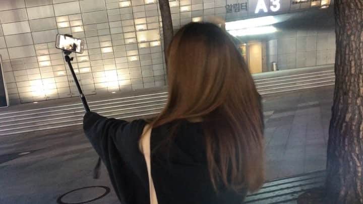 ヘラヘラ三銃士のインスタグラム：「韓国の愉快なおじいちゃん、かわいい ・ ・ ・ #さおりん #만수무강하세요」