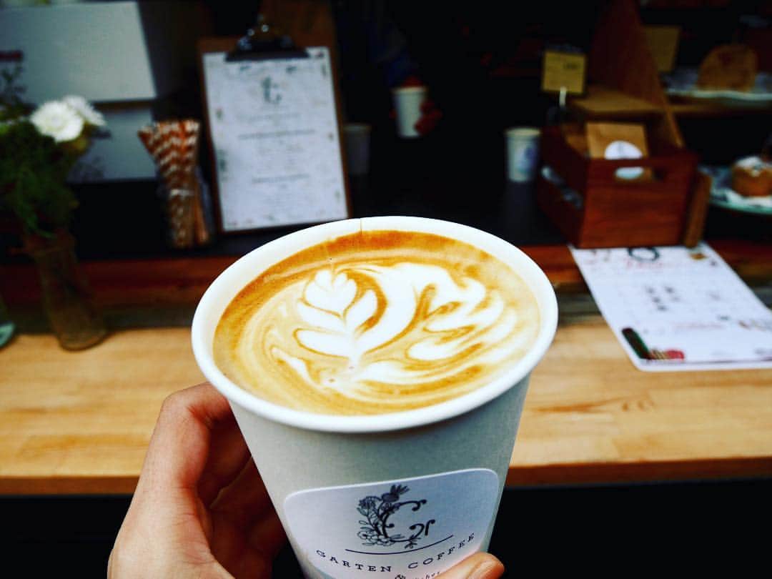 佐藤めぐみさんのインスタグラム写真 - (佐藤めぐみInstagram)「@ino_asami が1月から新しくカフェをオープンします。いまはプレオープン中💡コーヒーマークの日は9時から15時でやっているようです☺️#gartencoffee#coffee#cafe#ふふふ」12月5日 16時42分 - meguuuuusuke