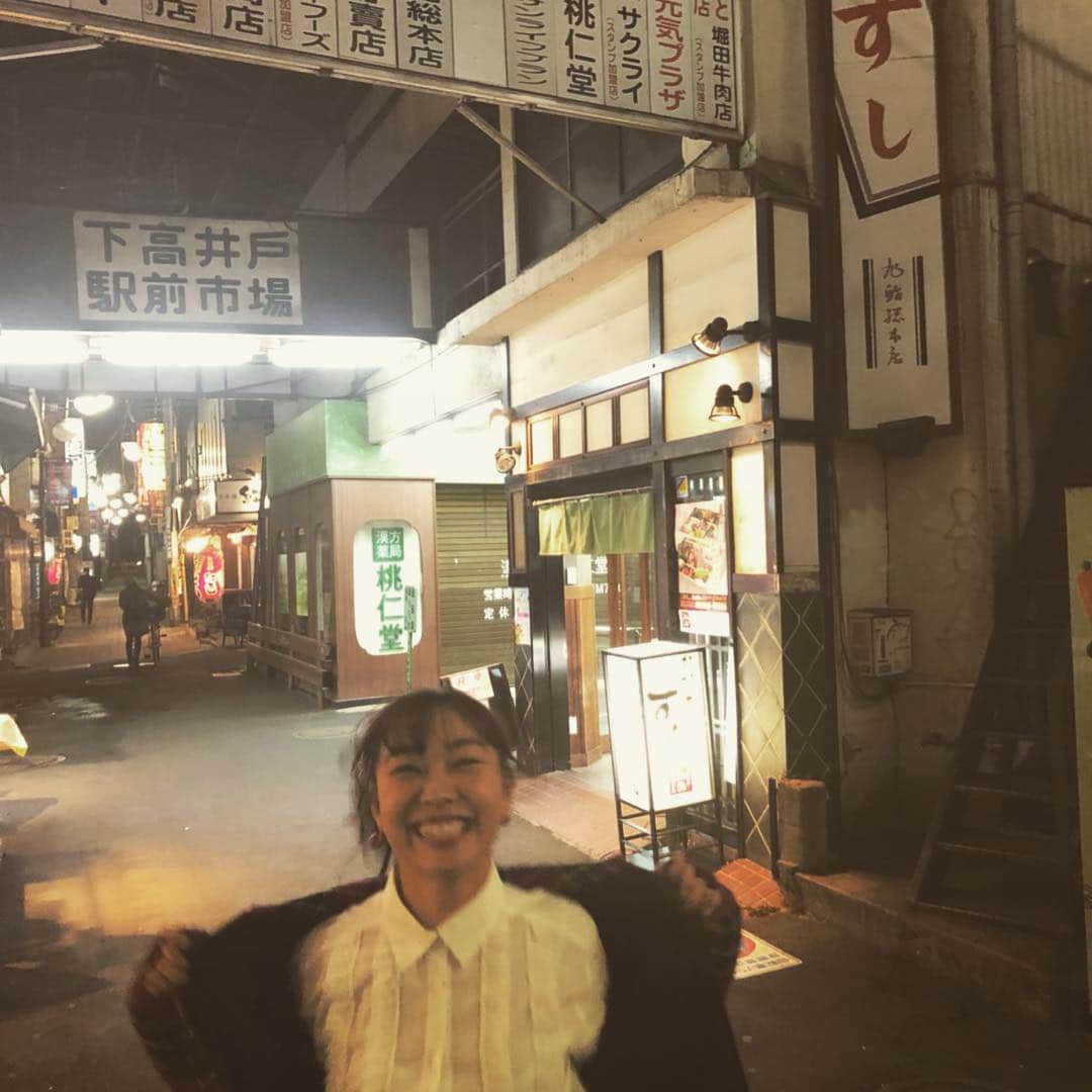須田亜香里さんのインスタグラム写真 - (須田亜香里Instagram)「先日放送された #二軒目どうする 楽しかったなぁ。 そんなに強いわけじゃないけど ご飯が美味しくなるお酒が大好き。 お酒が美味しくなる会話が大好き。 私お酒を飲むと脳内お花畑になるんです(笑) 最近バタバタで1ヶ月に一回もお酒飲めてないぐらいだけど、この日はとても満たされました〜🤤 #お酒 #🍺 #🍶 #ほろ酔い #スキップとかしちゃう」12月5日 17時38分 - akarisuda